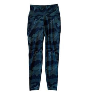 Old Navy Active Elevate Leggings Size Small